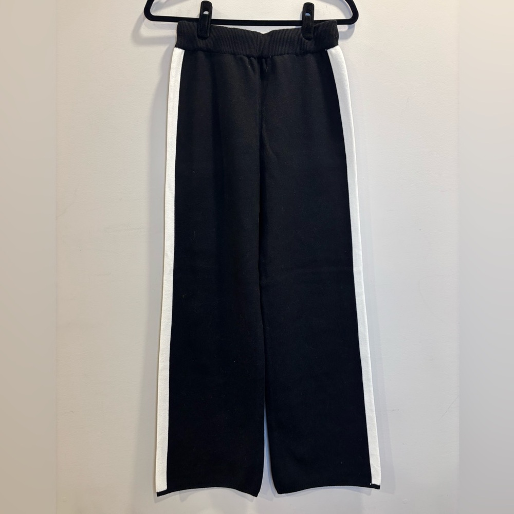 New Loungewear Set S. Christina Cardigan and Wide Leg Pant Size L/XL - Picture 5 of 13